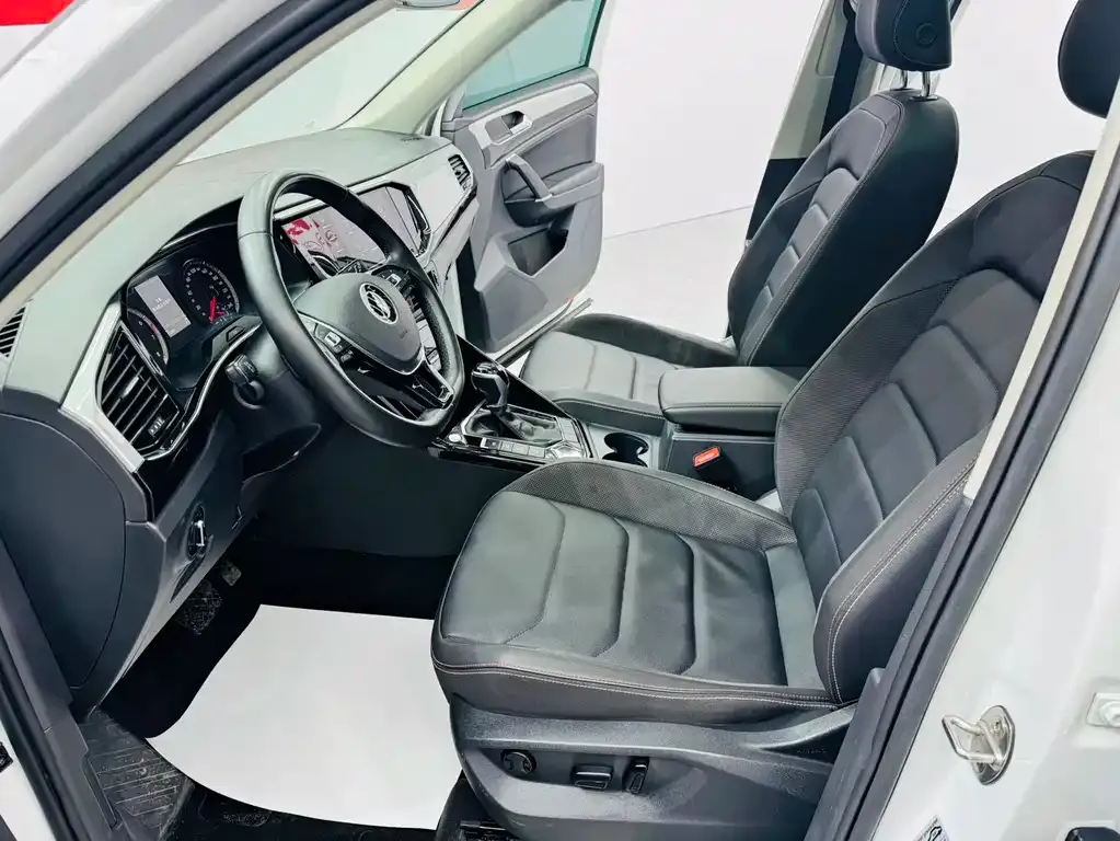 Volkswagen Tayron 2022 из CN, фото 3