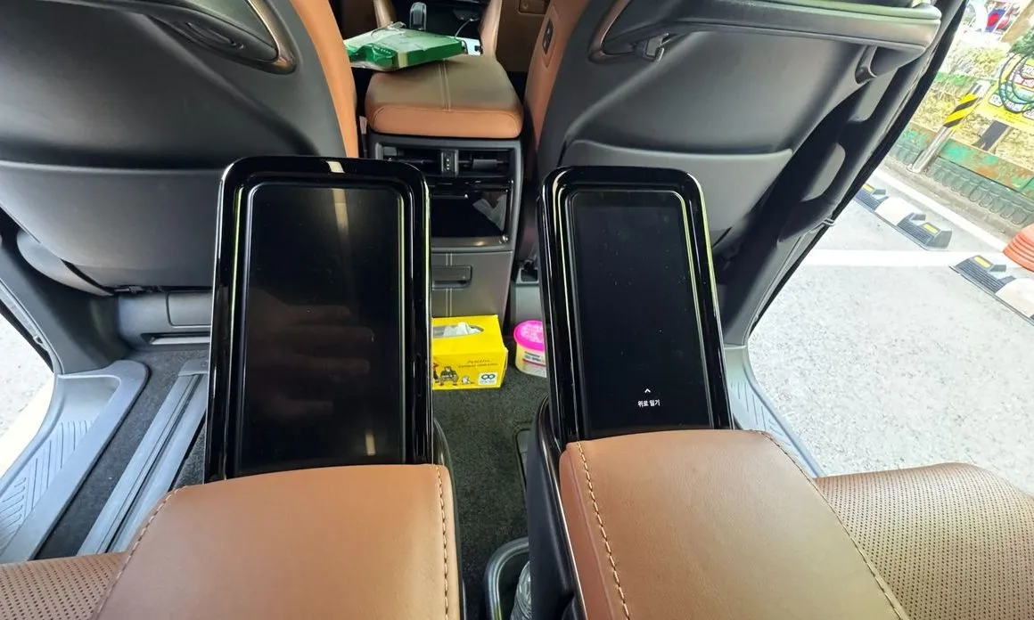 Toyota Alphard — фото 3