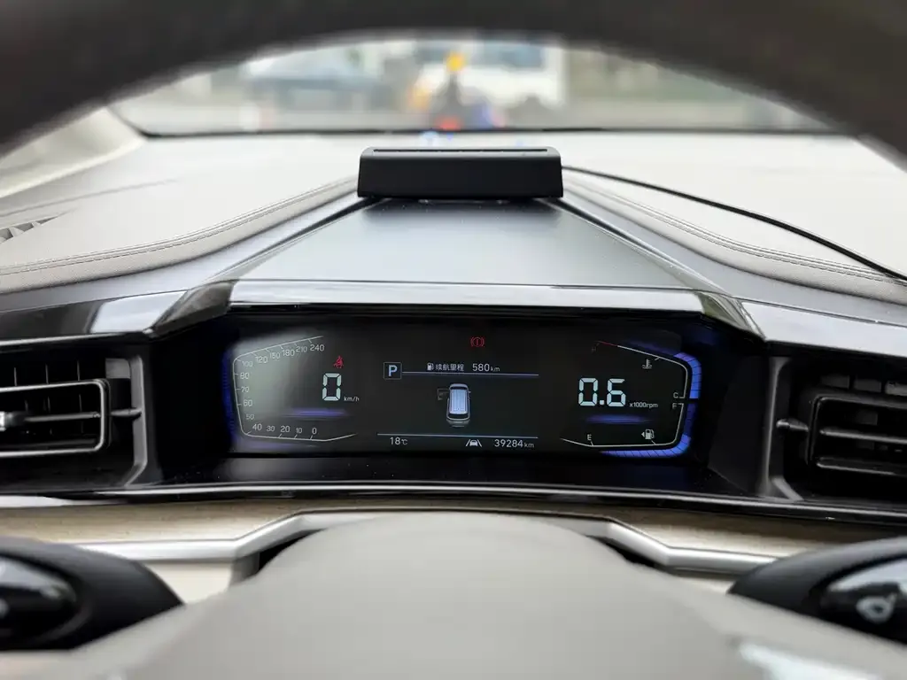 Hyundai Custo — фото 7