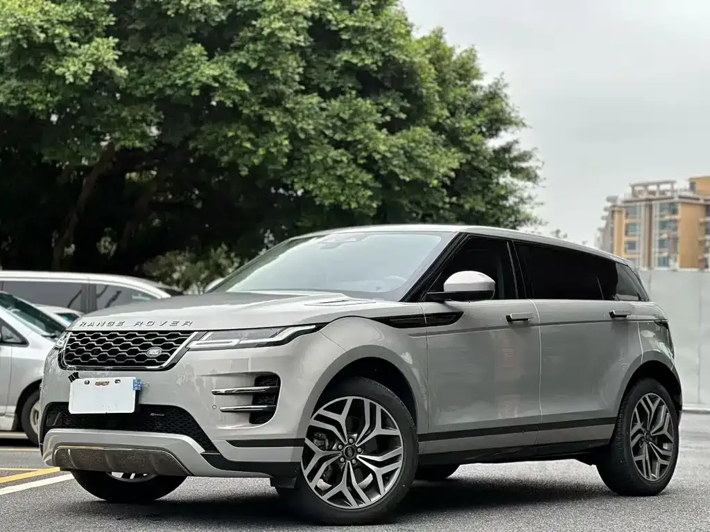 Land Rover Evoque — фото 1