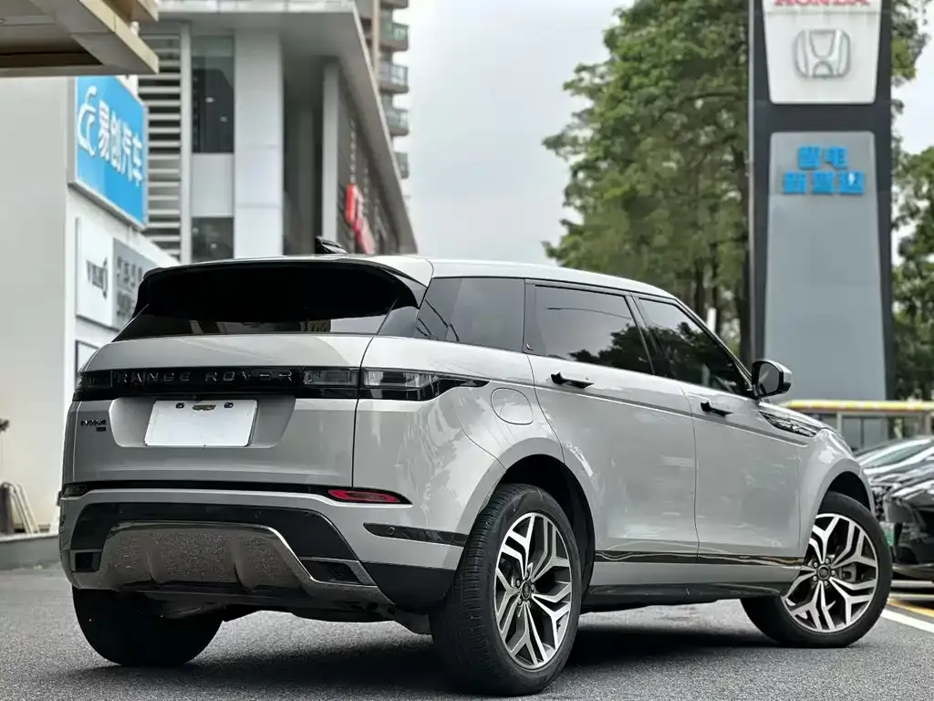 Land Rover Evoque — фото 8