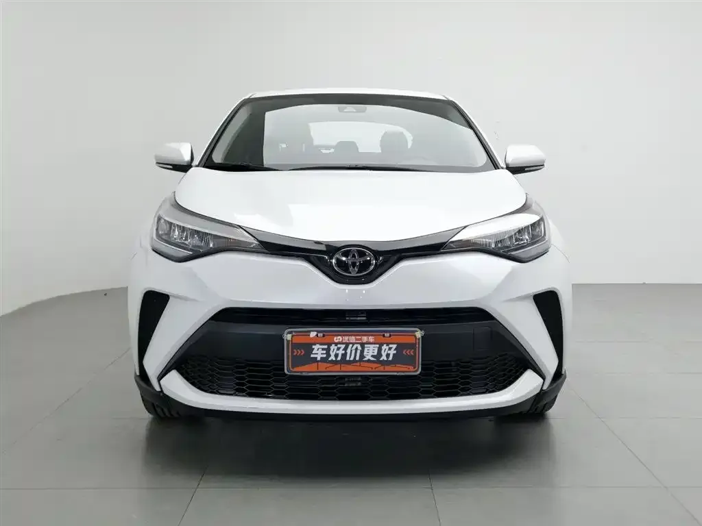 Toyota C-HR — фото 3