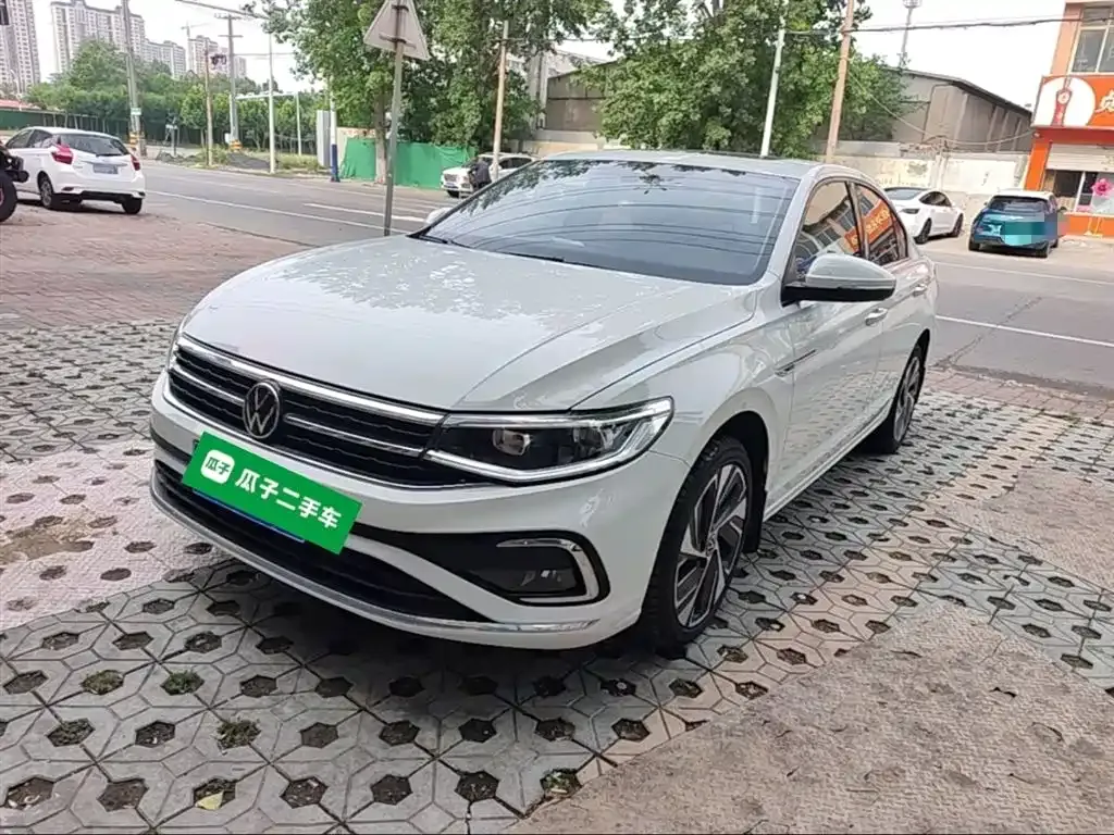Volkswagen Bora — фото 1