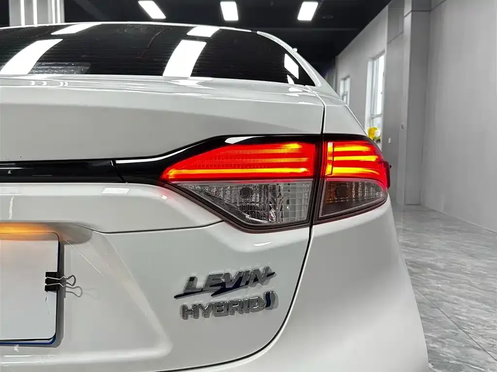 Toyota Levin — фото 2