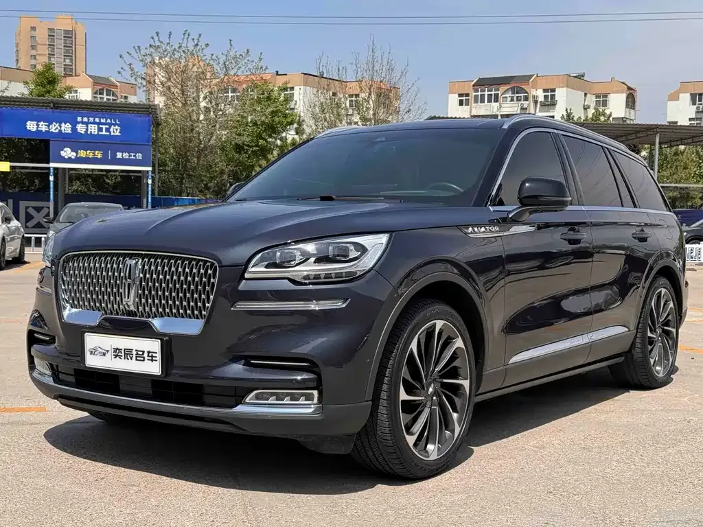 Lincoln Aviator — фото 1