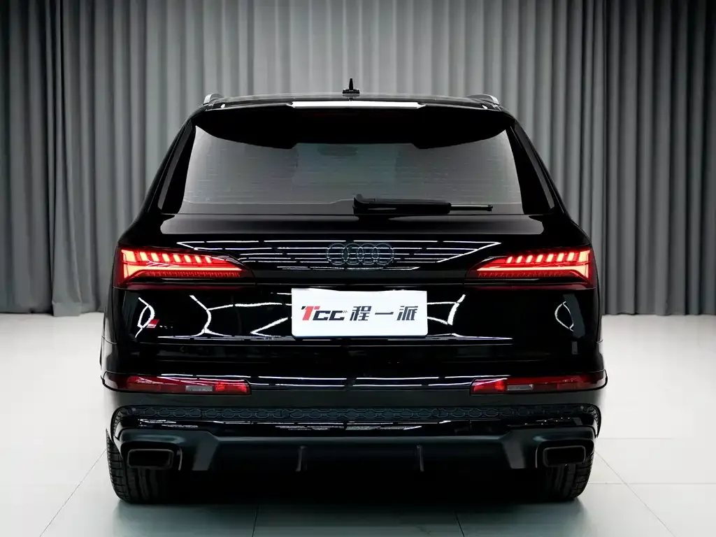 Audi Q7 — фото 4