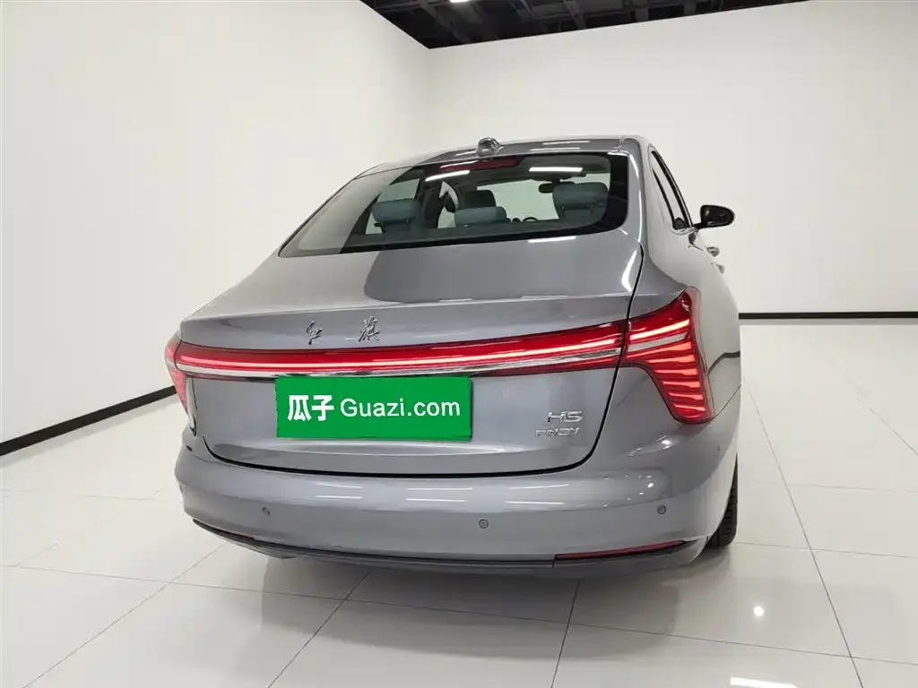 Hongqi H5 PHEV 2025 из CN, фото 2