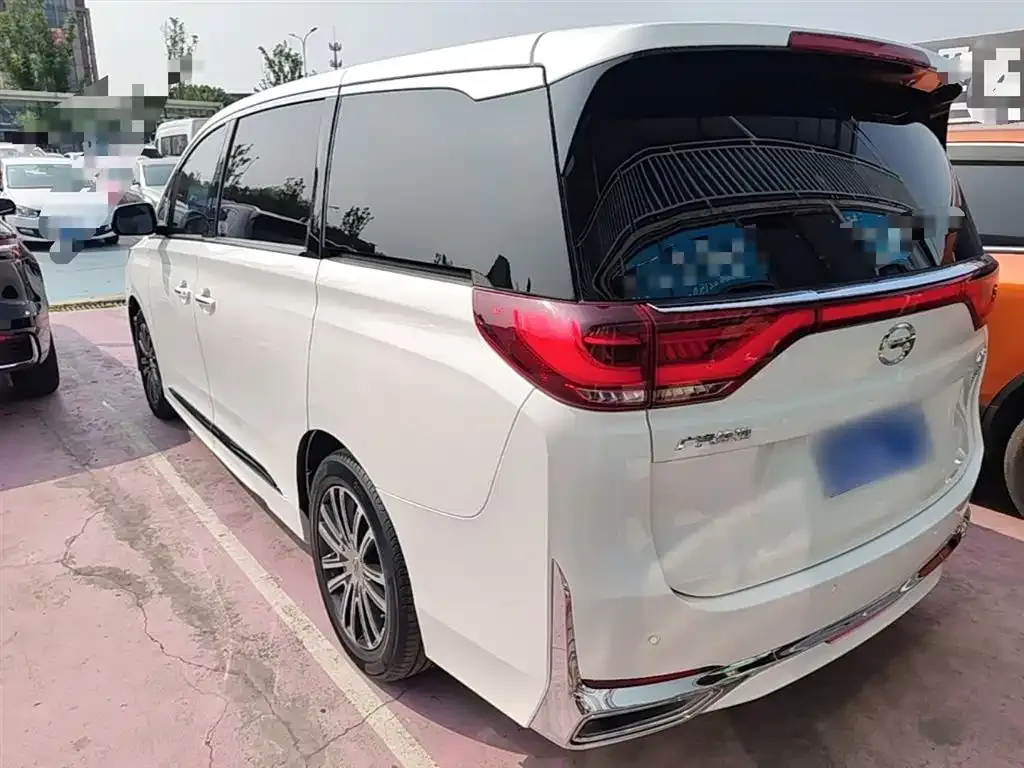 GAC Motor Trumpchi M8 — фото 6