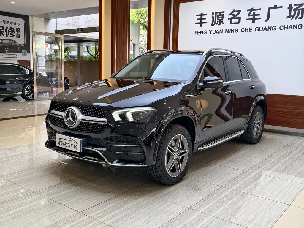 Mercedes-Benz GLE — фото 1