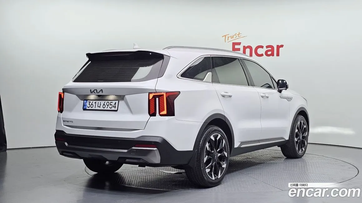 Kia Sorento — фото 3
