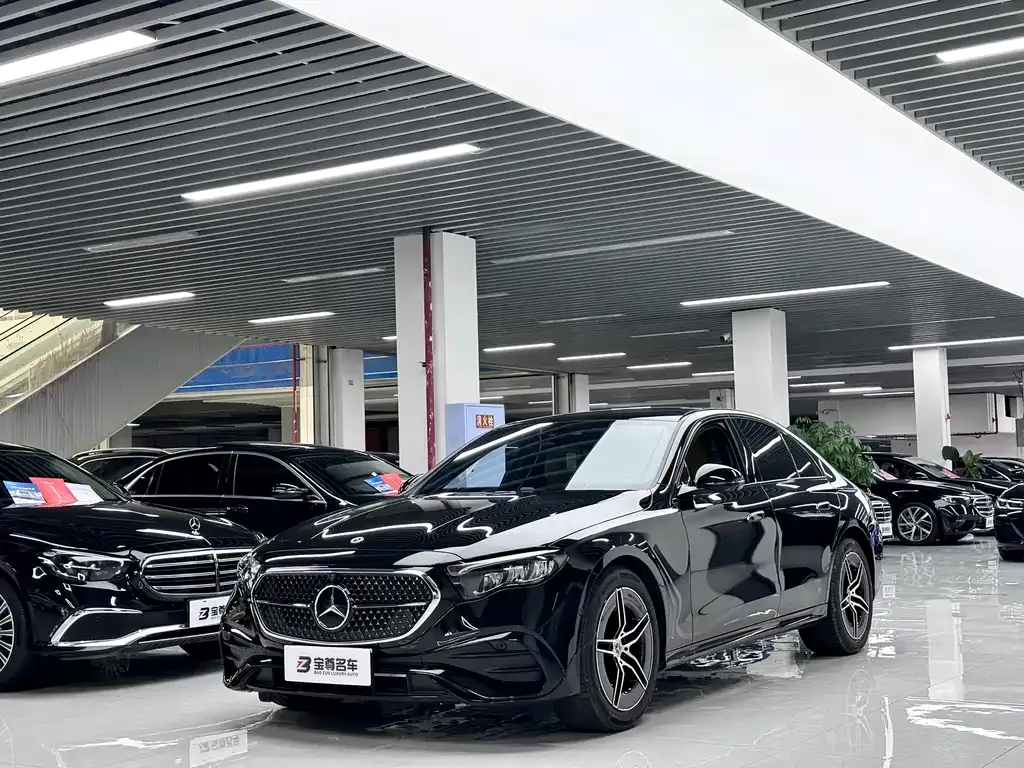 Mercedes-Benz E-Class (Import) — фото 1