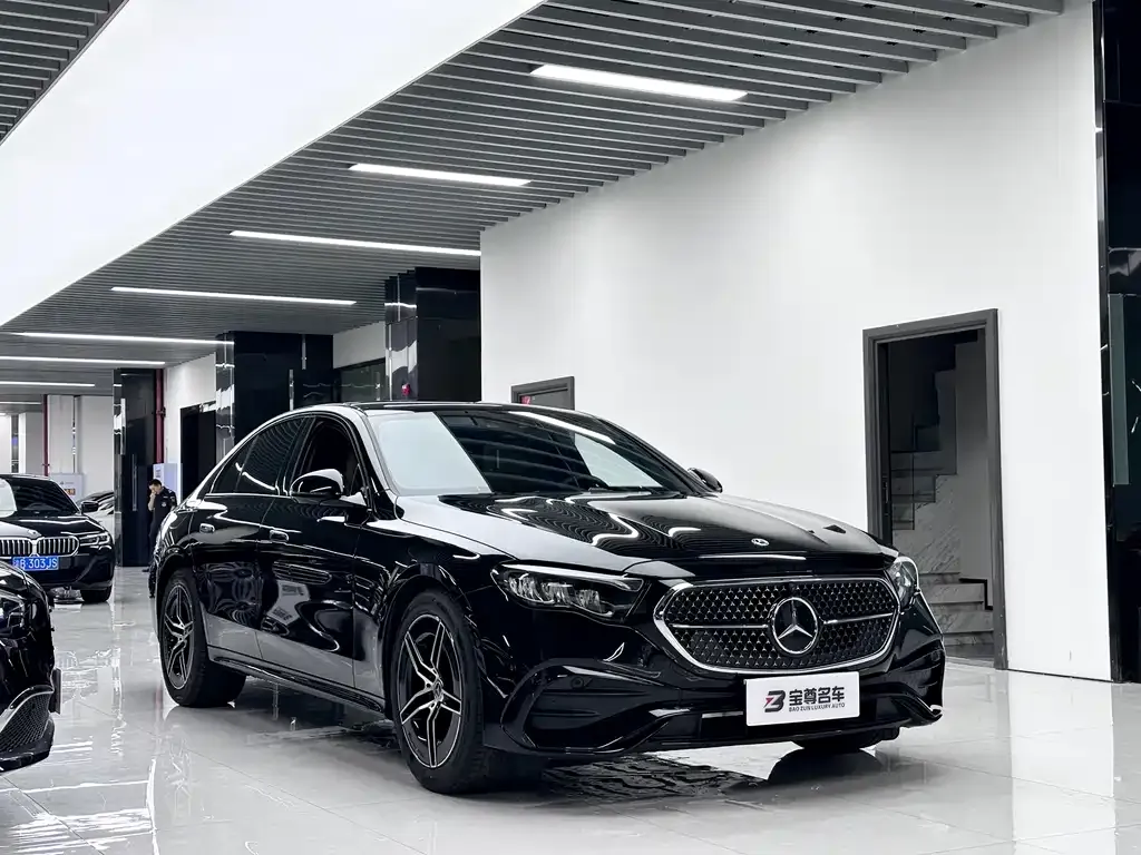 Mercedes-Benz E-Class (Import) — фото 2