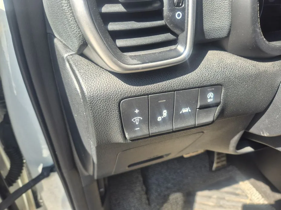 Kia Sportage — фото 10