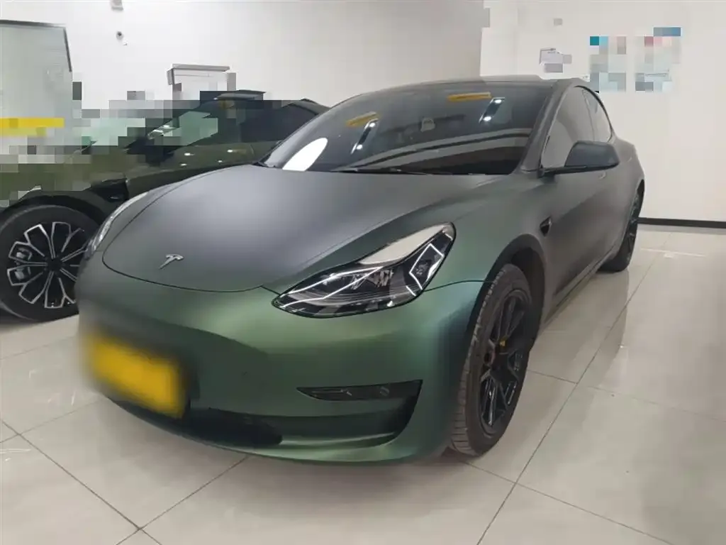 Tesla Model 3 — фото 2