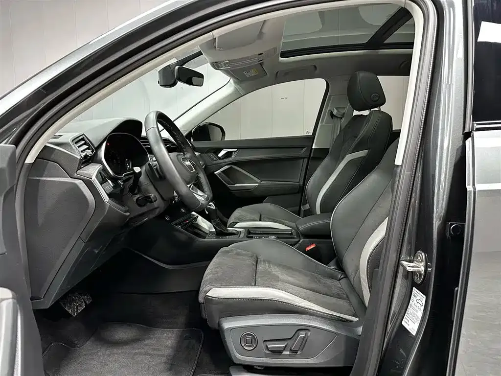 Audi Q3 2022 из CN, фото 10