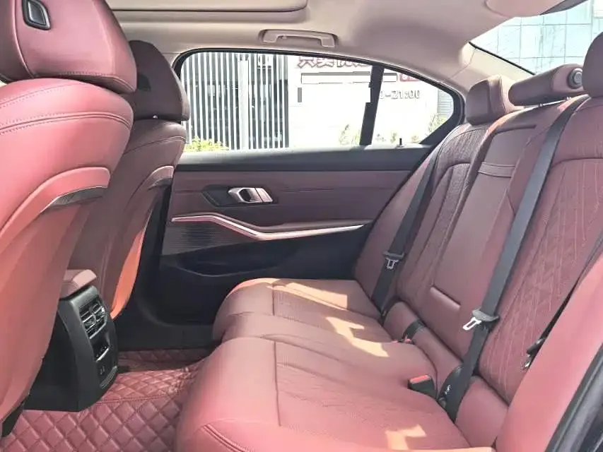 BMW i3 2024 из CN, фото 3