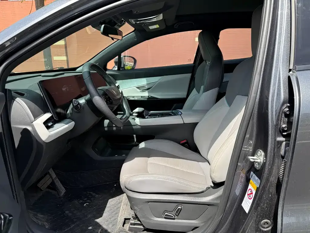 Changan UNI-T 2023 из CN, фото 3