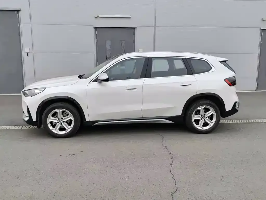 BMW X1 2025 из CN, фото 3