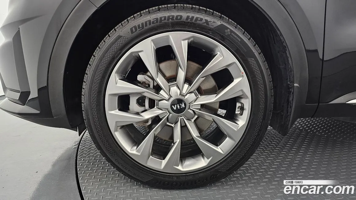 Kia Sorento — фото 5