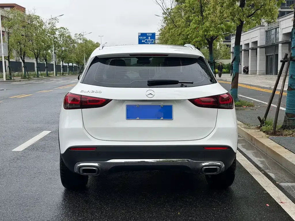 Mercedes-Benz GLA — фото 7