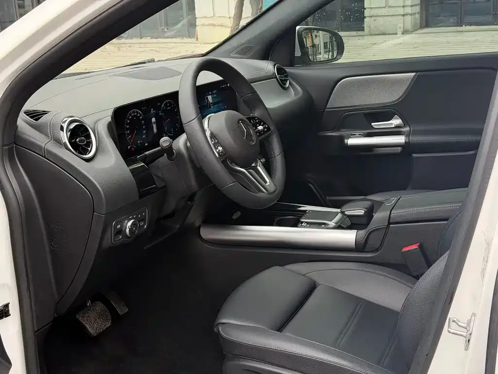 Mercedes-Benz GLA — фото 4