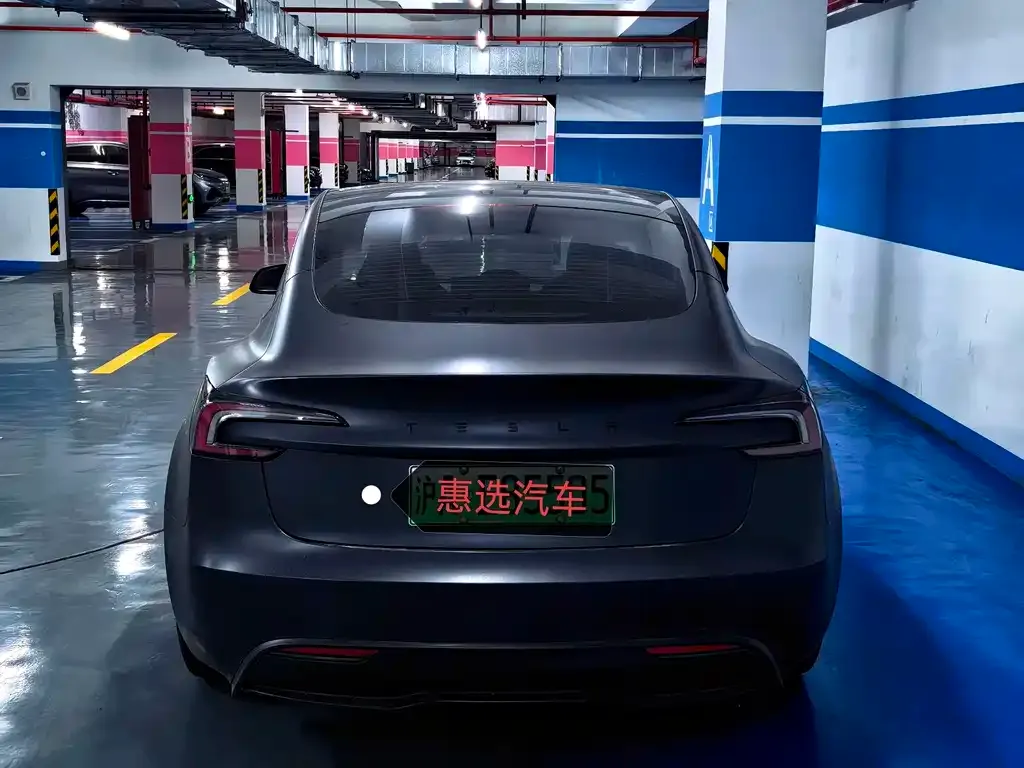 Tesla Model 3 — фото 9