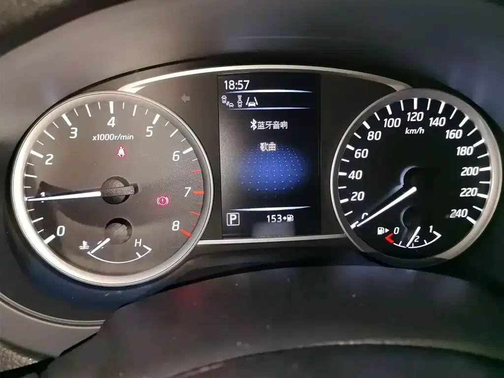Nissan Tiida 2021 из CN, фото 7