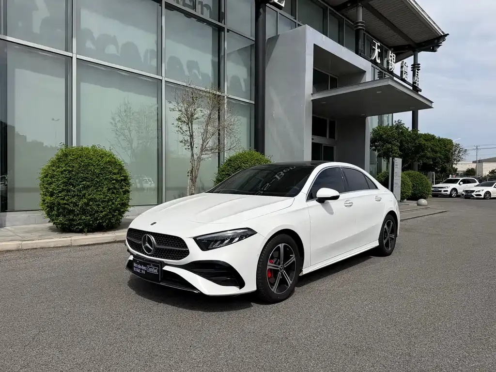 Mercedes-Benz A-Class — фото 1
