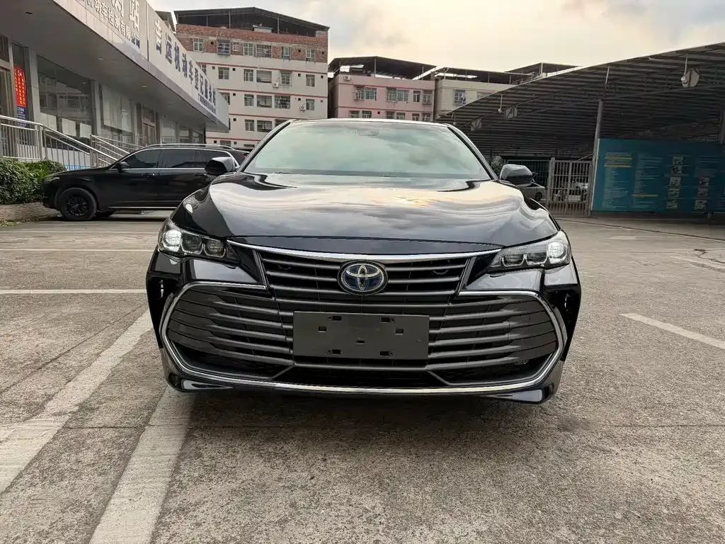 Toyota Avalon — фото 7
