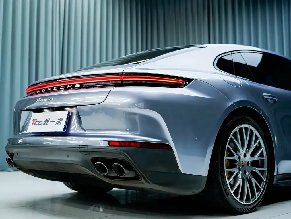 Porsche Panamera — фото 8