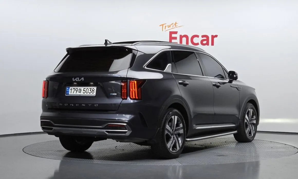 Kia Sorento — фото 5