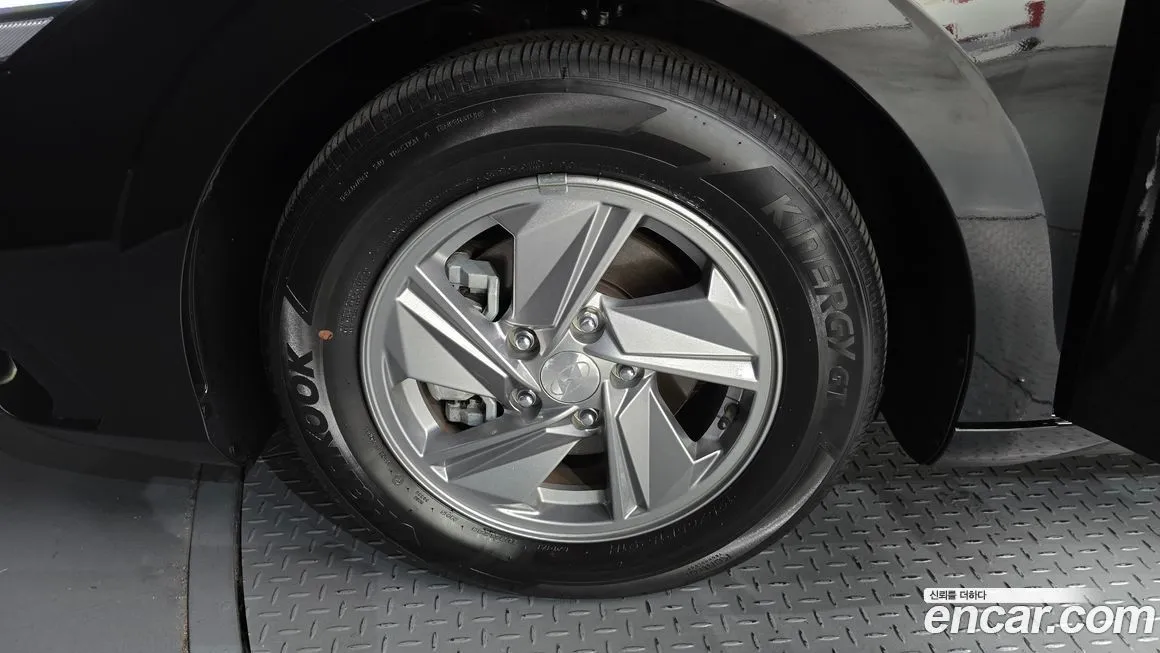 Hyundai AVANTE — фото 6