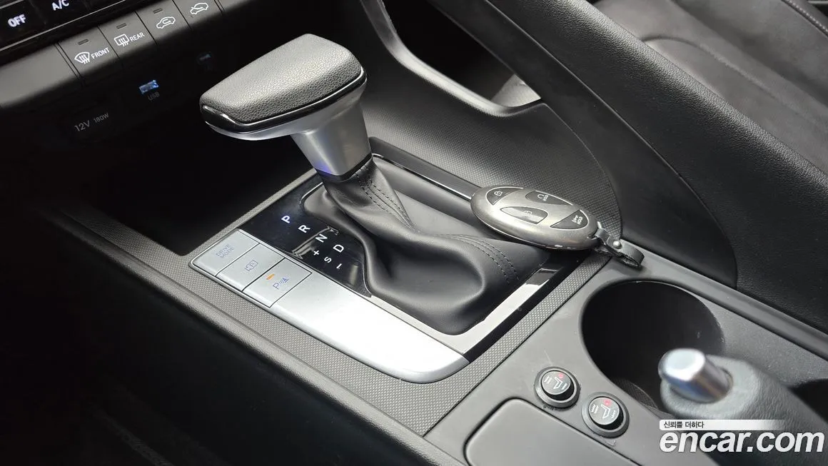 Hyundai AVANTE — фото 8