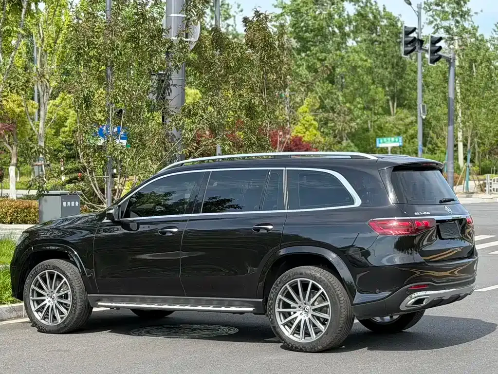 Mercedes-Benz GLS — фото 2