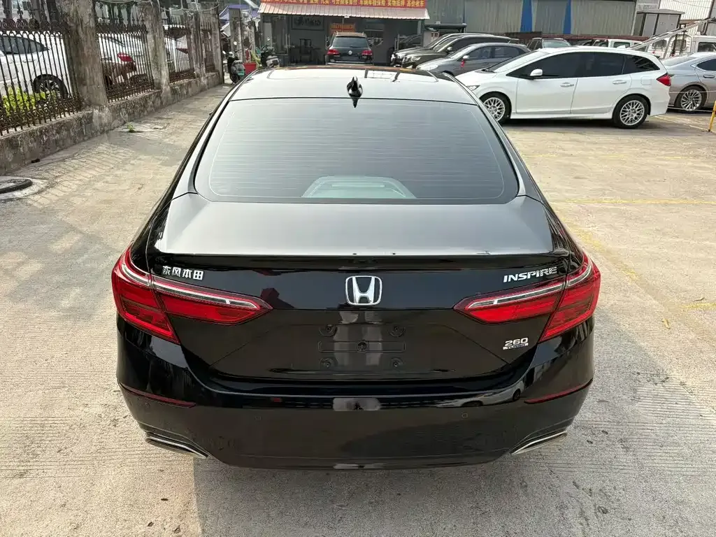 Honda Inspire — фото 4