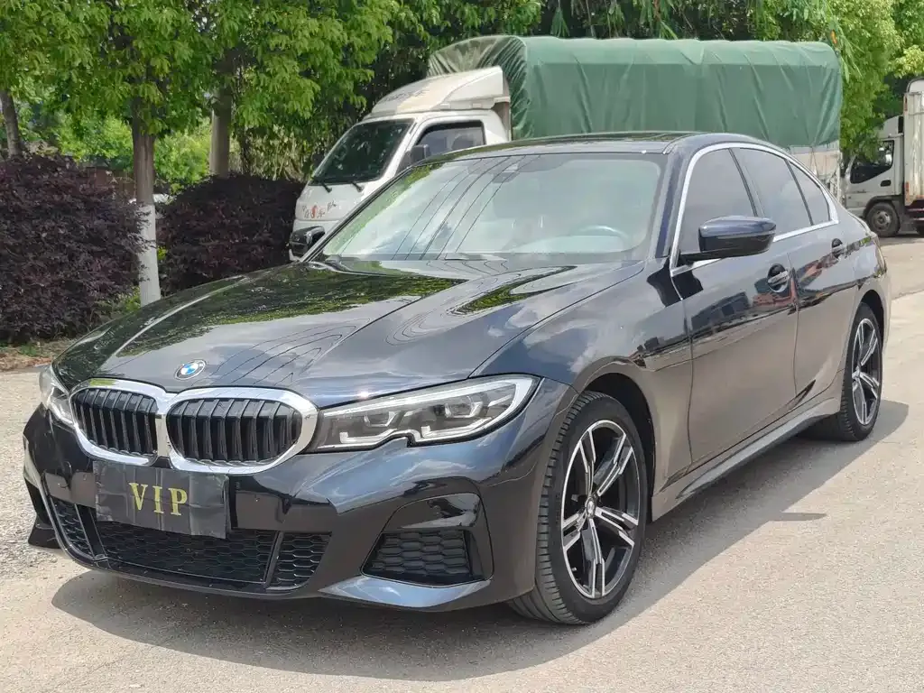 BMW 3 Series — фото 1