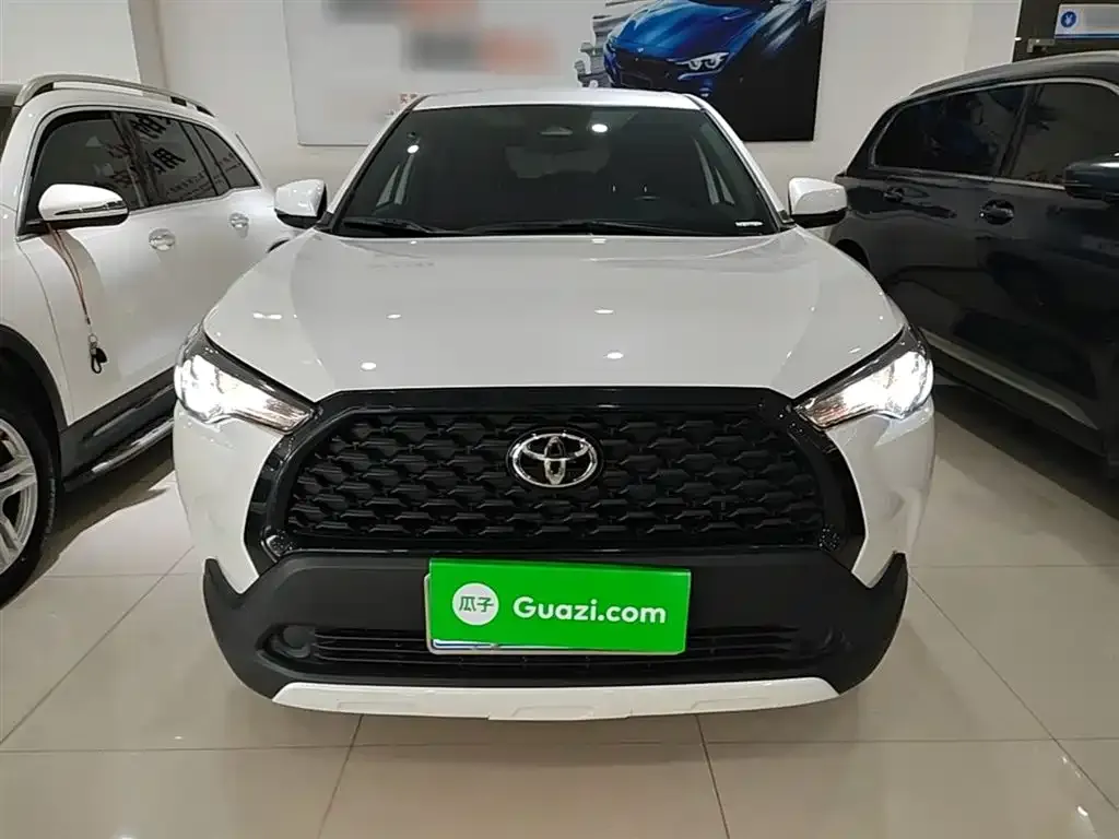 Toyota Corolla Cross 2024 из CN, фото 4