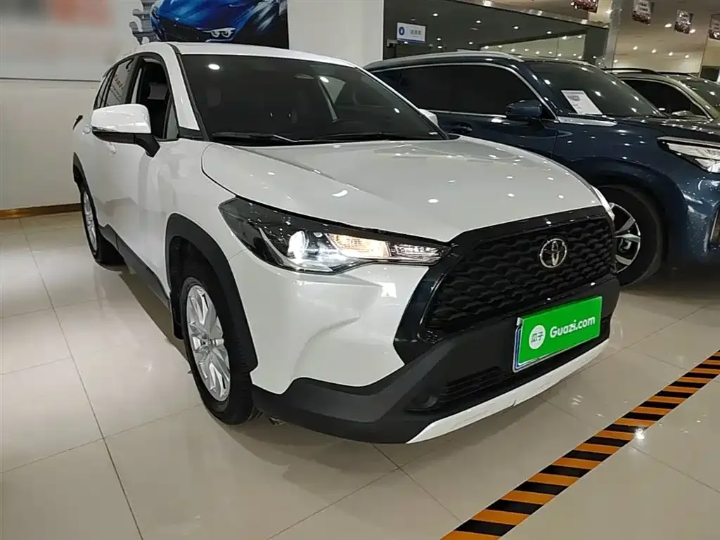 Toyota Corolla Cross 2024 из CN, фото 9