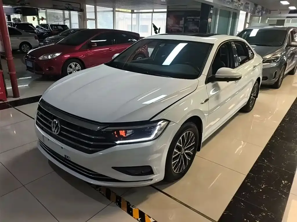 Volkswagen Sagitar