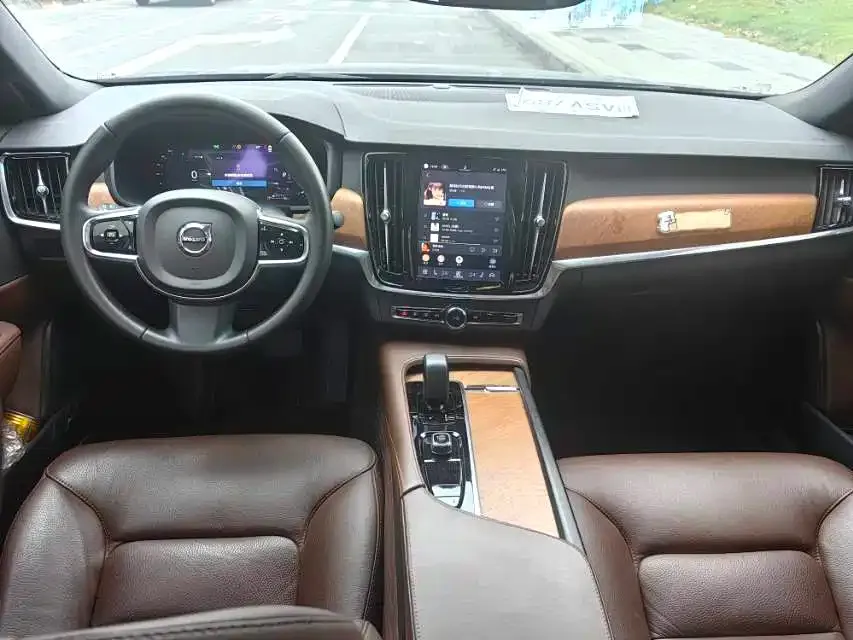 Volvo S90 — фото 4