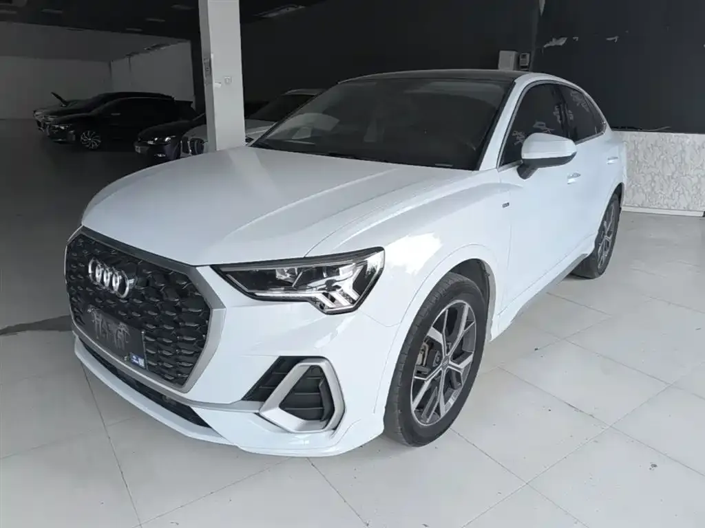 Audi Q3 Sportback — фото 3