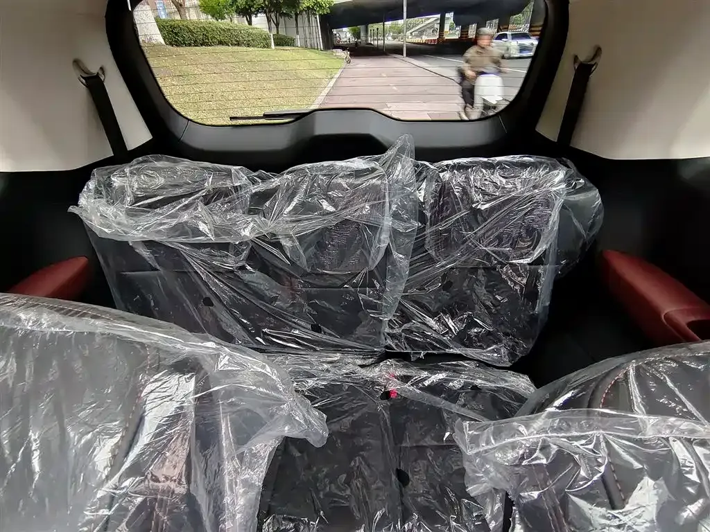 GAC Motor E8 Hybrid — фото 4