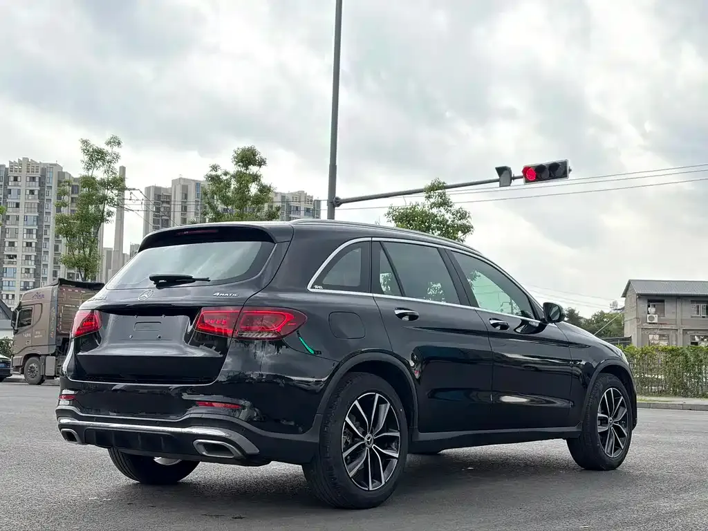 Mercedes-Benz GLC — фото 2