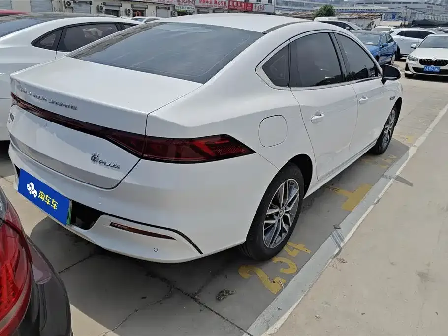 BYD Qin PLUS — фото 10