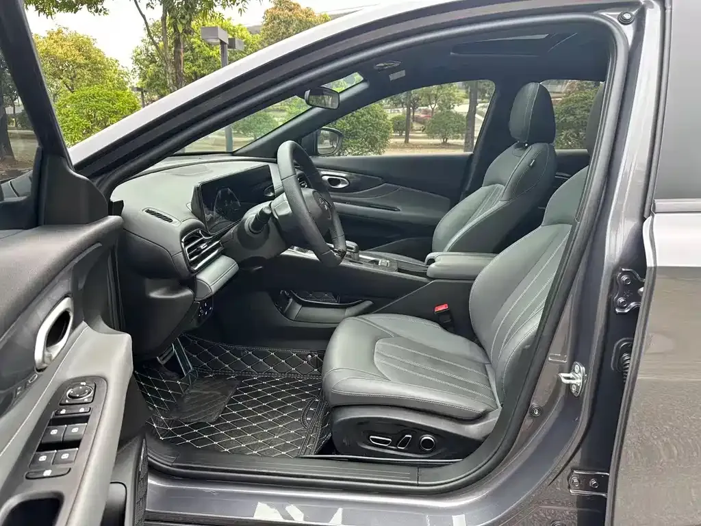 GAC Motor Shadow Leopard — фото 2