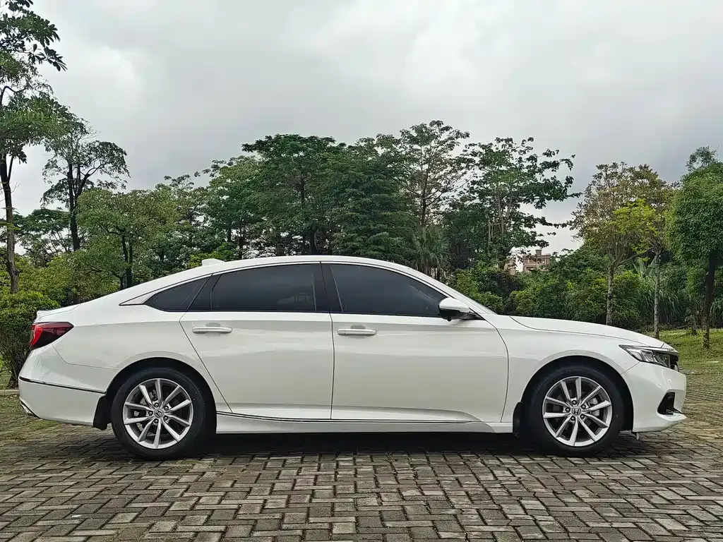 Honda Accord 2022 из CN, фото 8