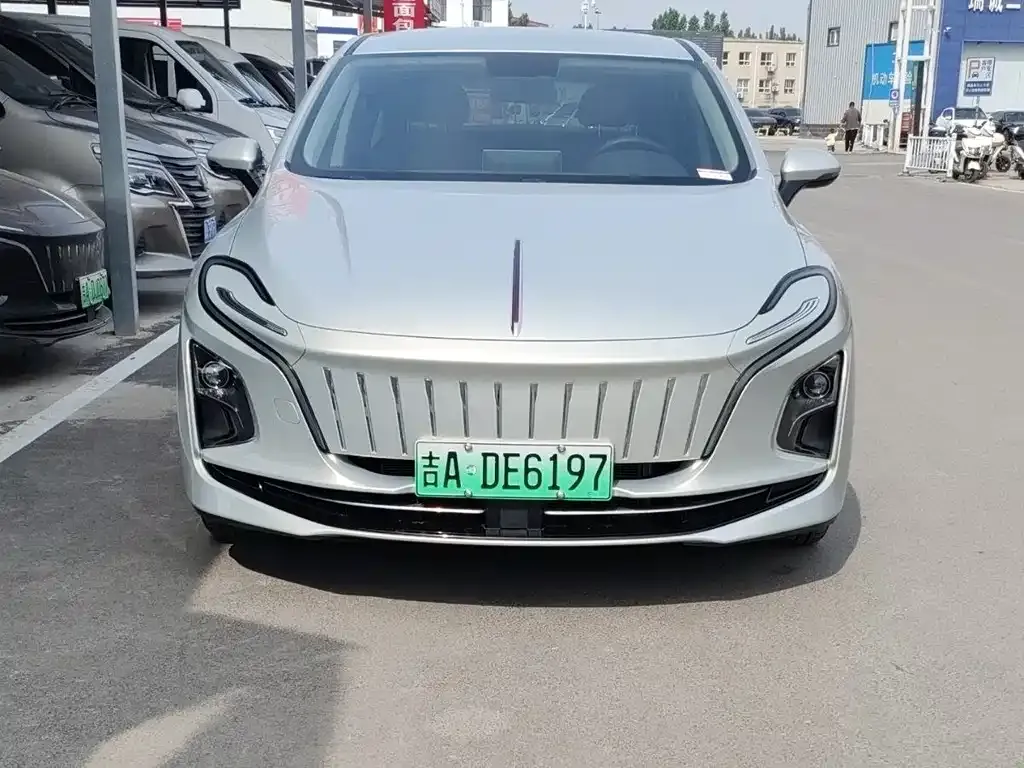Hongqi E-QM5 2023 из CN, фото 4