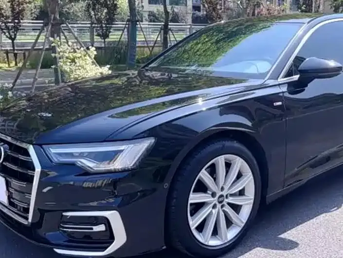Audi A6L — фото 5