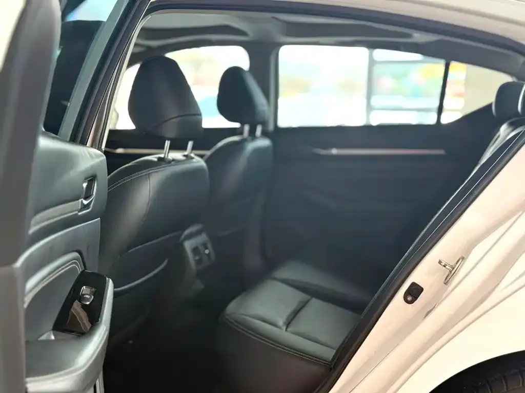 Nissan Teana — фото 3