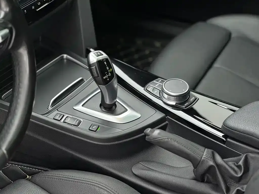 BMW 3 Series GT 2021 из CN, фото 7